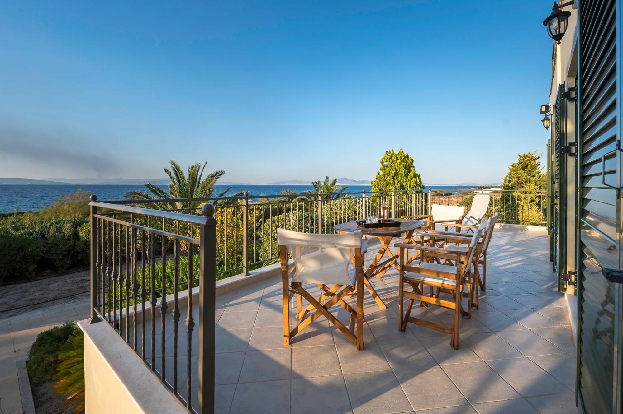 Marfaia - Villa By The Sea Agioi 외부 사진
