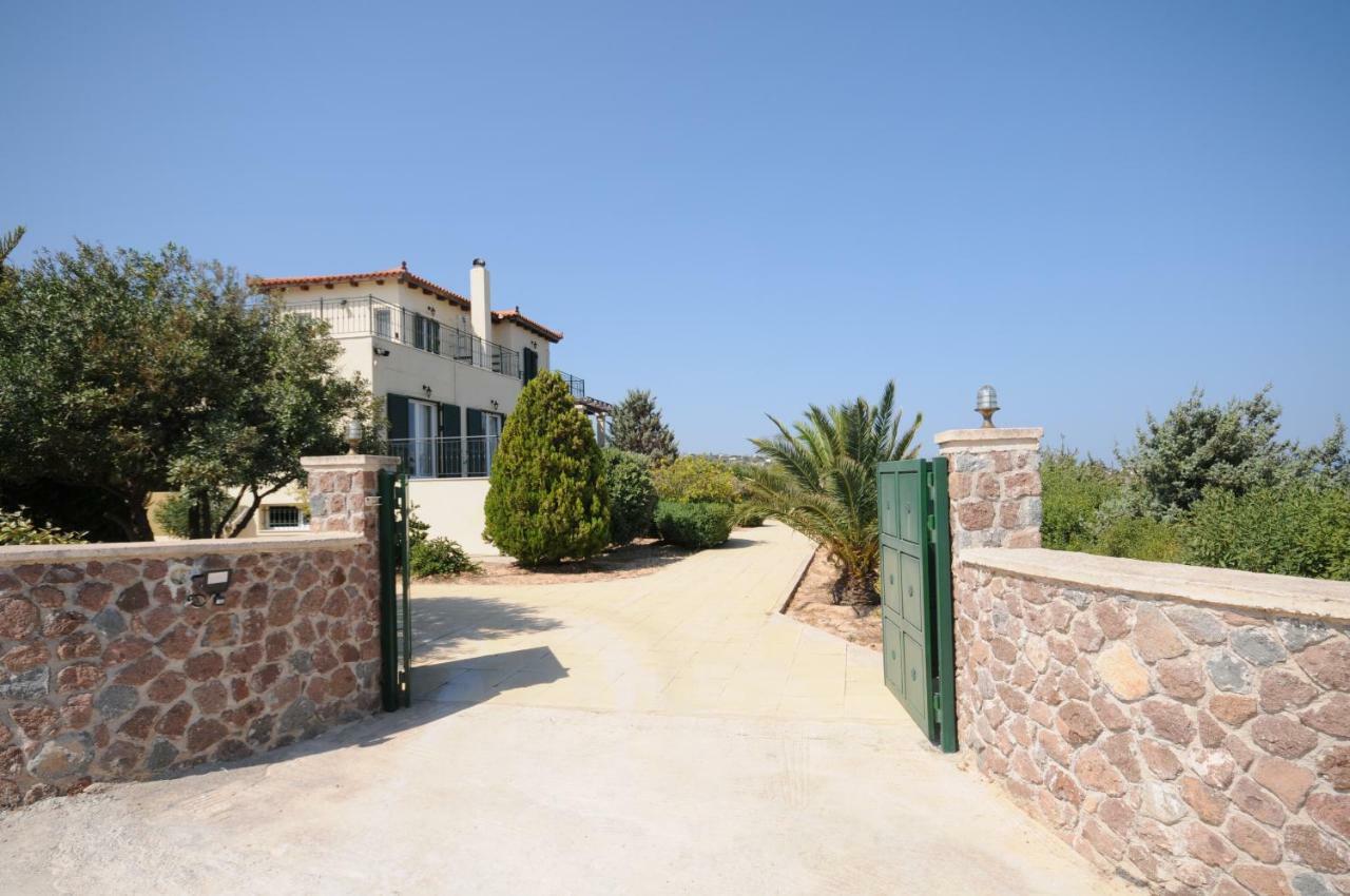Marfaia - Villa By The Sea Agioi 외부 사진